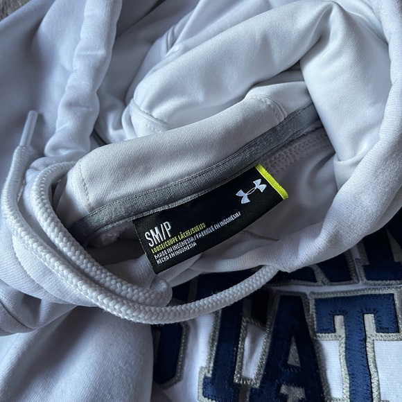 Embroidered Penn State Under Armour Sweatshirt - Picture 3 of 4